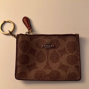 NWOT. Coach card holder.